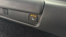 Land Rover Discovery 3.0 D300 Metropolitan Edition 5dr Auto Diesel Station Wagon